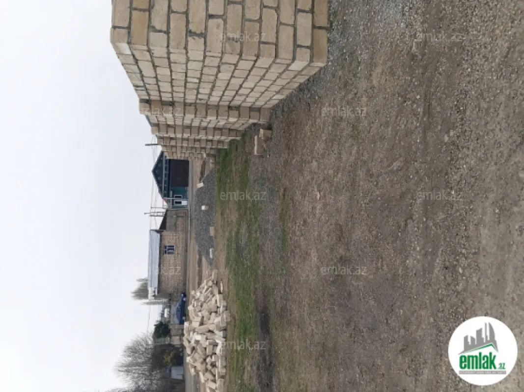 Satılır 4 otaqlı həyət evi 132 m²