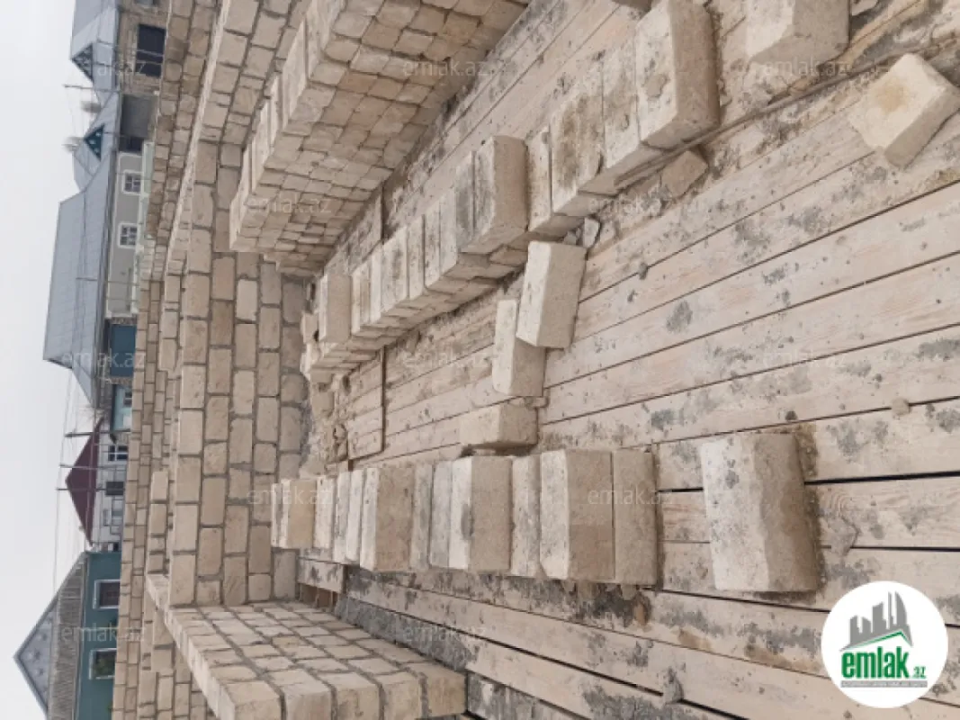 Satılır 4 otaqlı həyət evi 132 m²