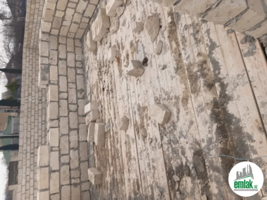 Satılır 4 otaqlı həyət evi 132 m²