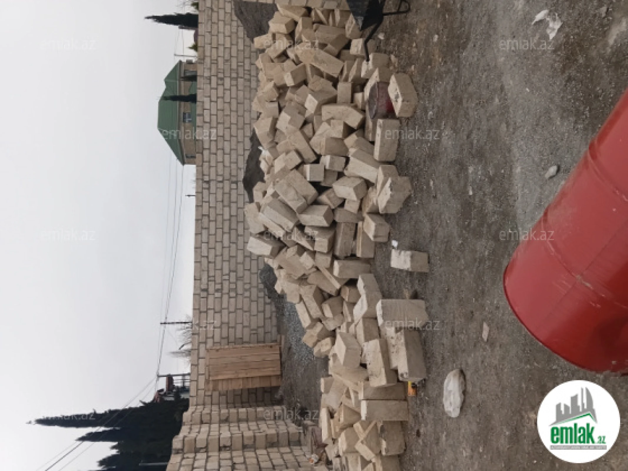 Satılır 4 otaqlı həyət evi 132 m²