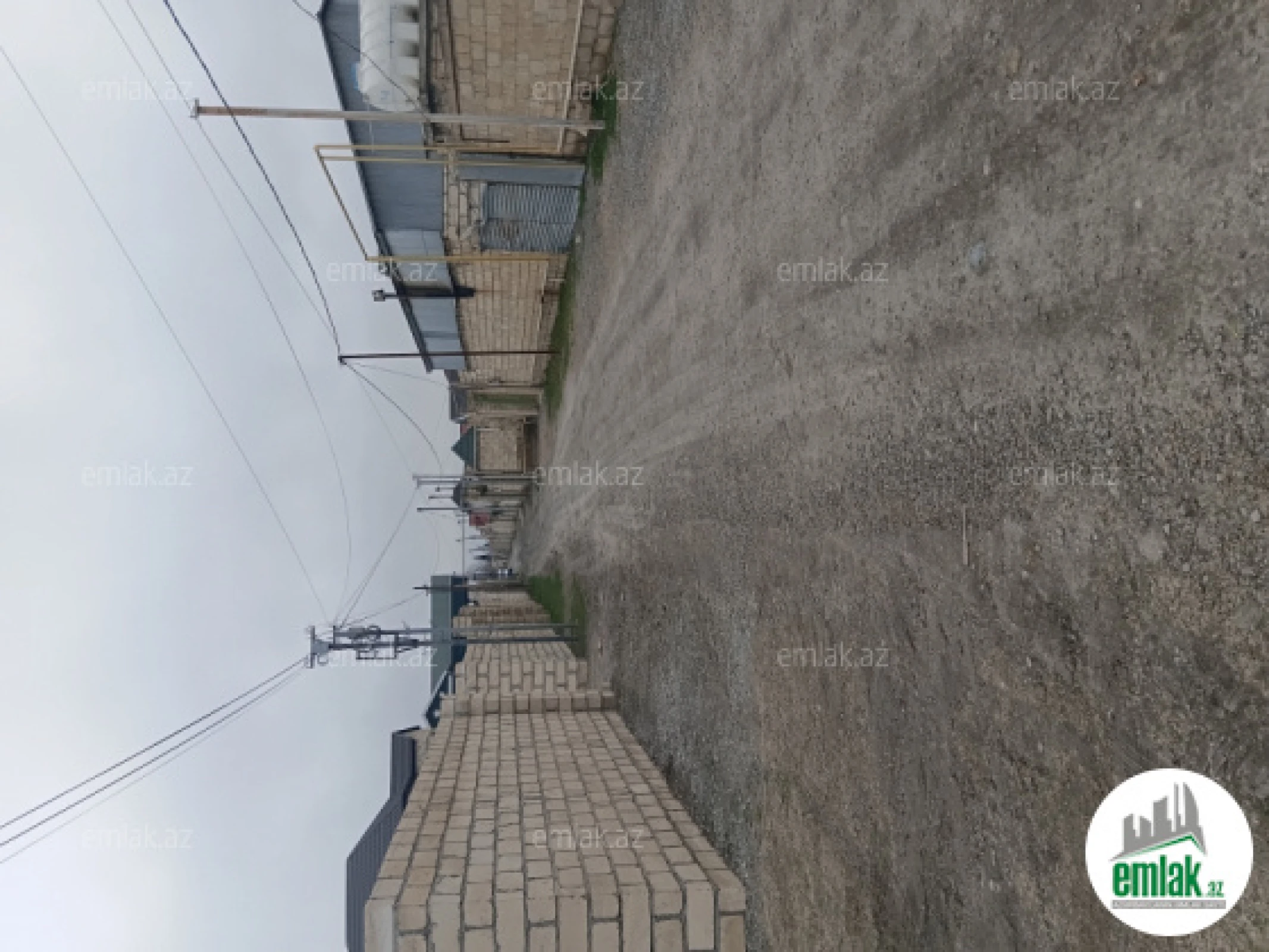 Satılır 4 otaqlı həyət evi 132 m²