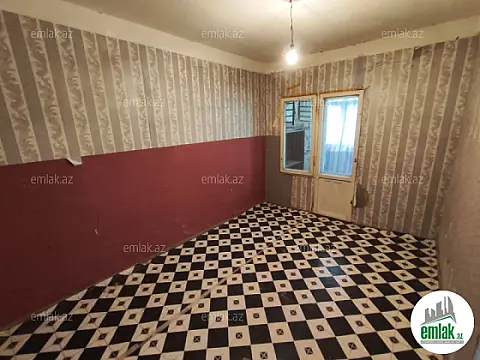 Satılır 4 otaqlı köhnə tikili 81 m²