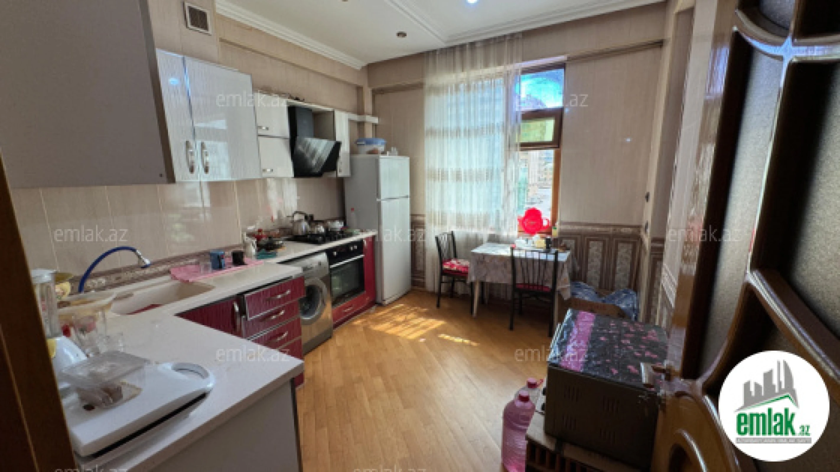 Satılır 4 otaqlı yeni tikili 135 m²