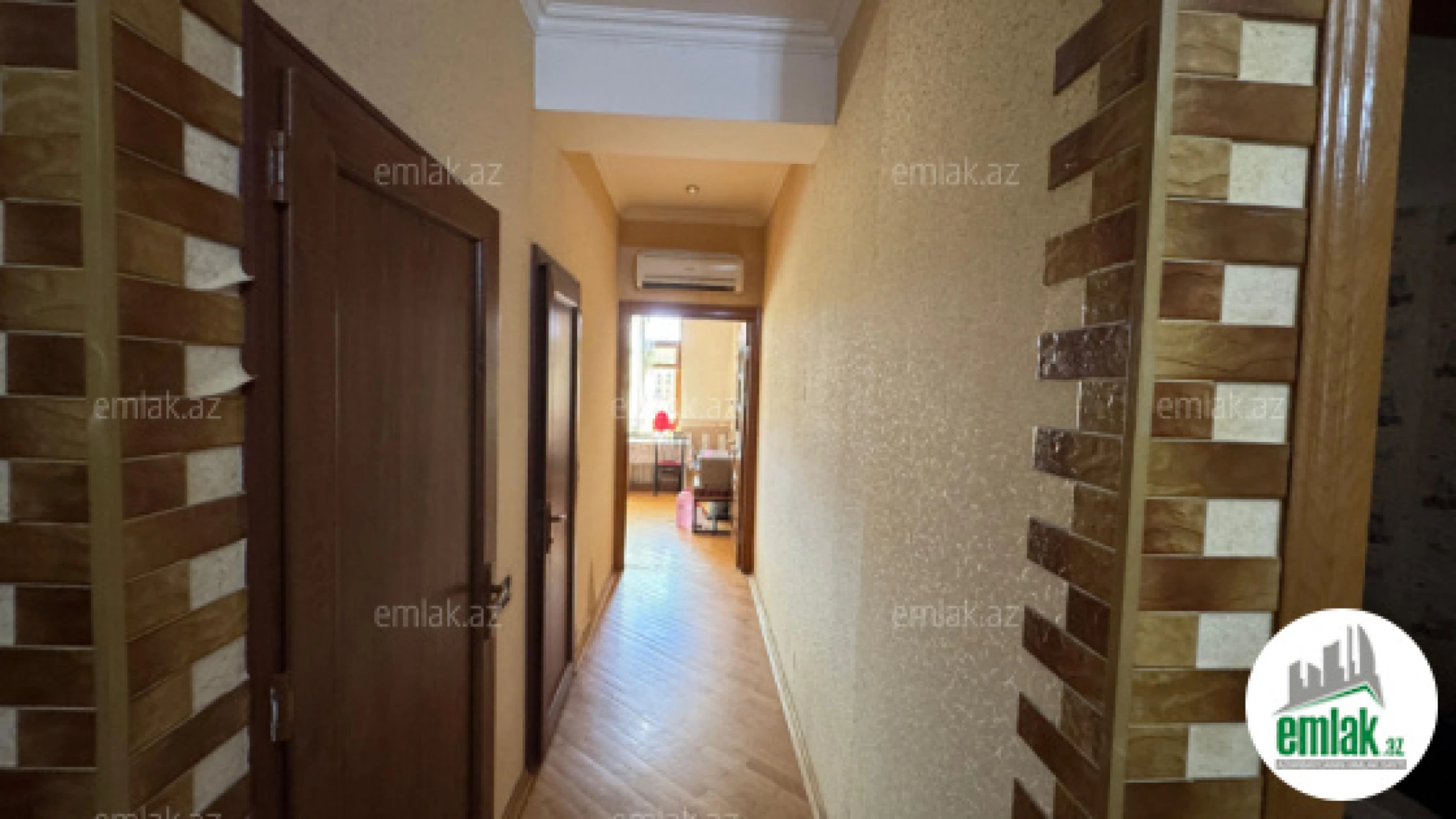 Satılır 4 otaqlı yeni tikili 135 m²