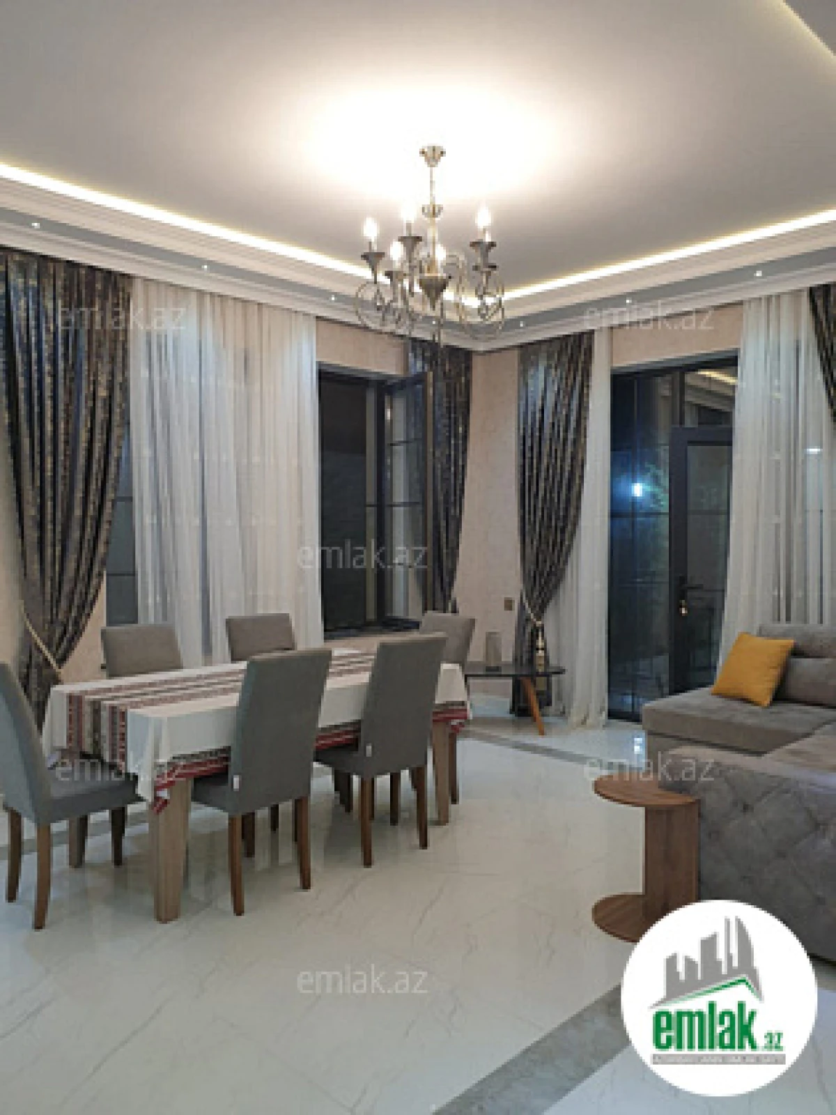 Satılır 6 otaqlı həyət evi 260 m²