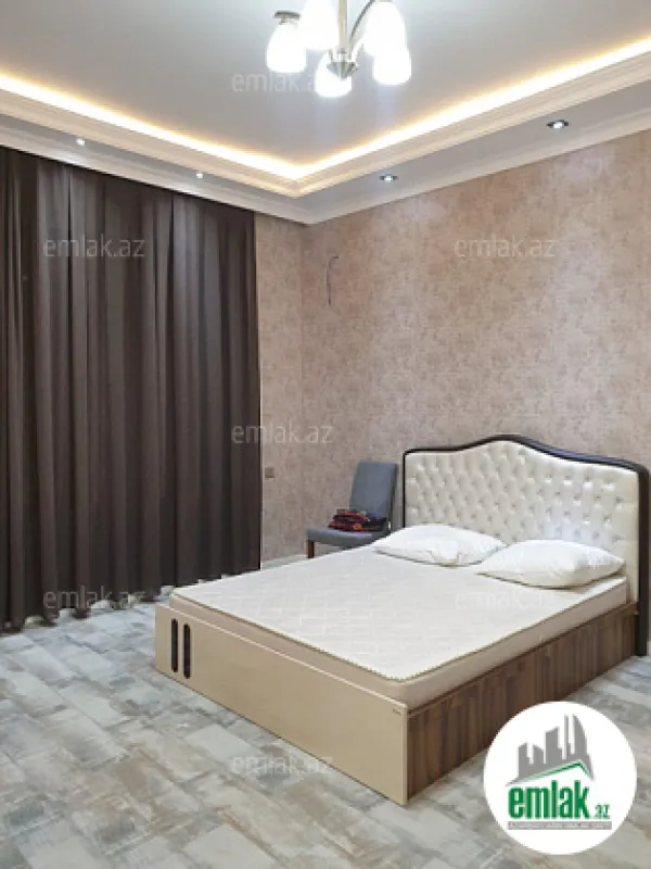 Satılır 6 otaqlı həyət evi 260 m²