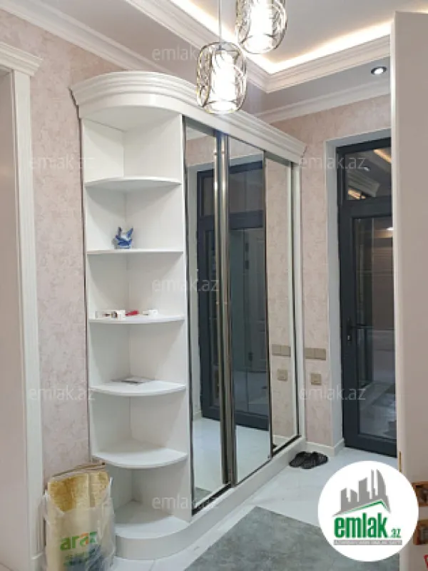 Satılır 6 otaqlı həyət evi 260 m²