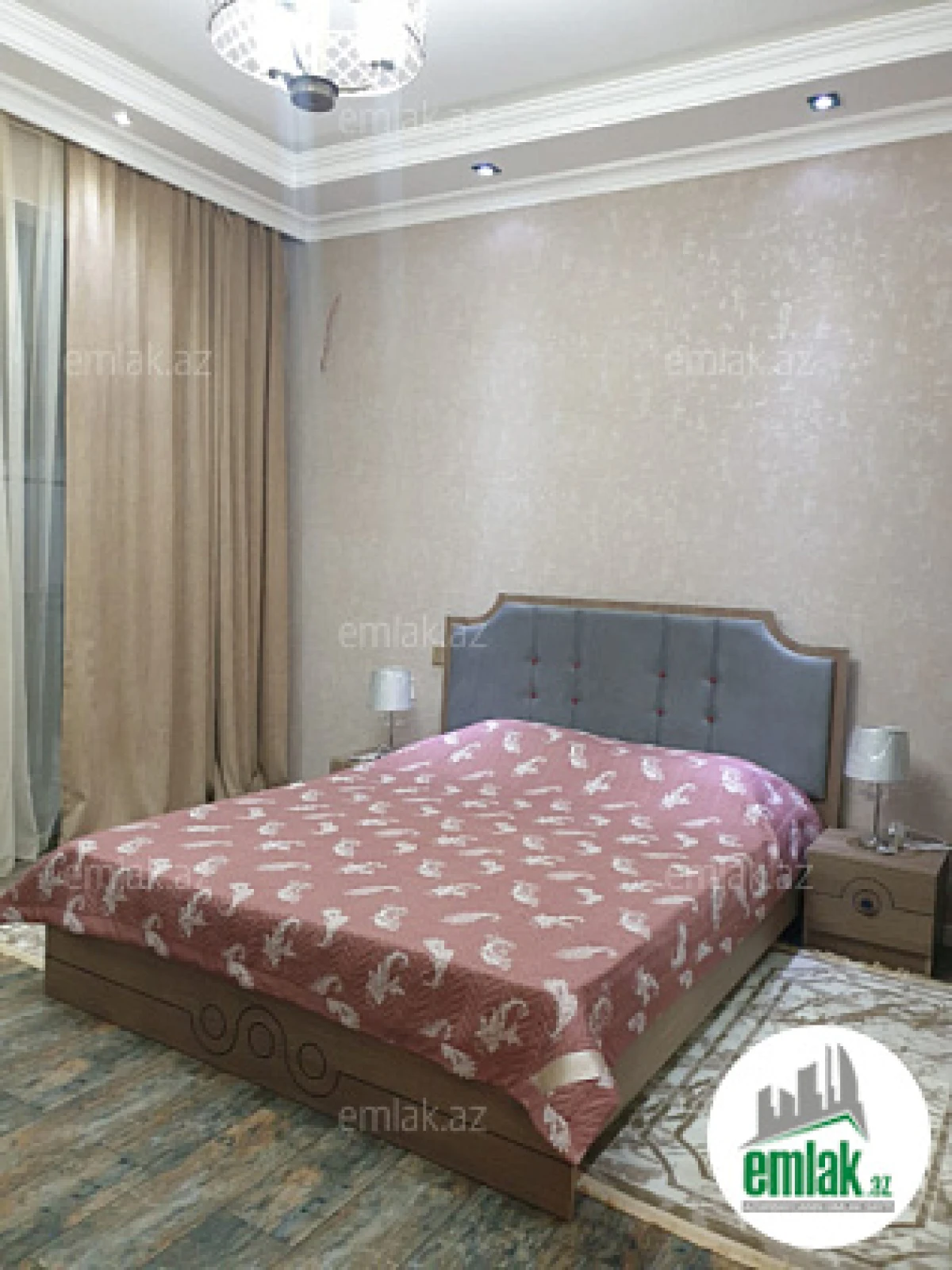 Satılır 6 otaqlı həyət evi 260 m²
