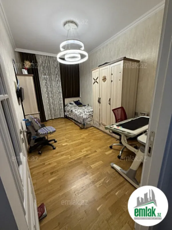 Satılır 3 otaqlı yeni tikili 65 m²