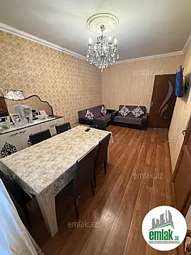 Satılır 3 otaqlı köhnə tikili 75 m²
