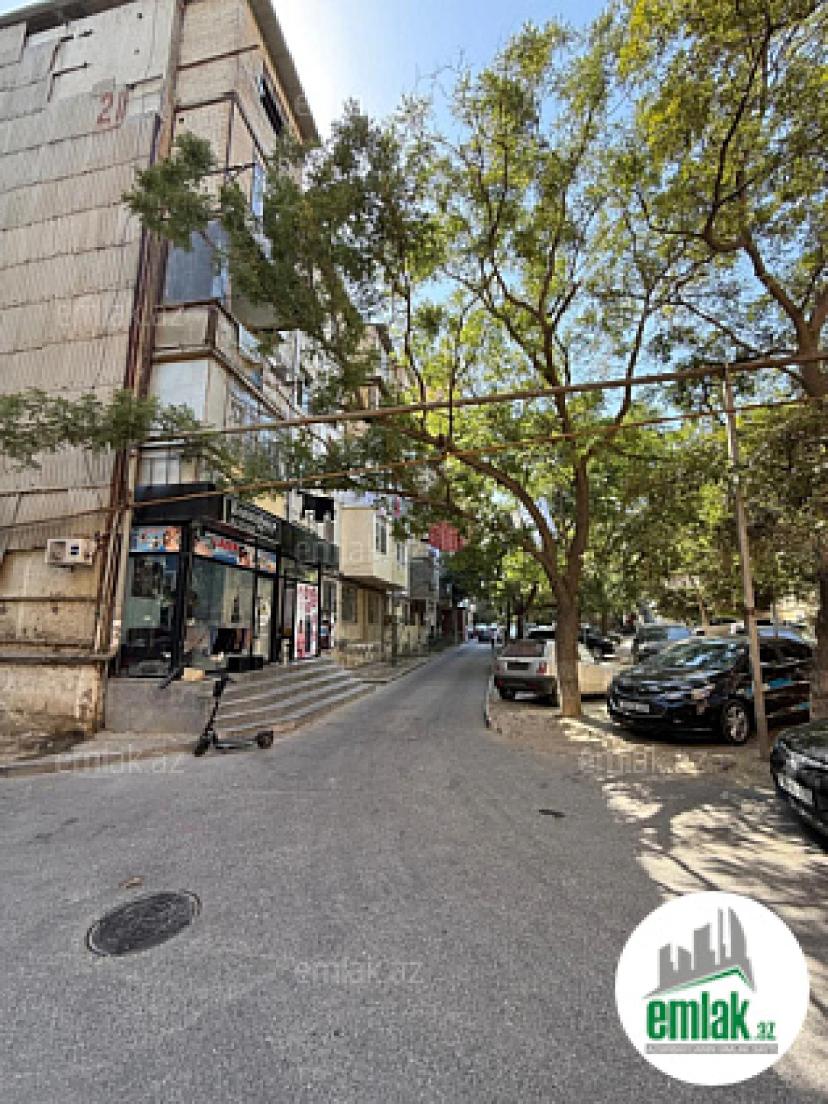 Satılır 3 otaqlı köhnə tikili 75 m²