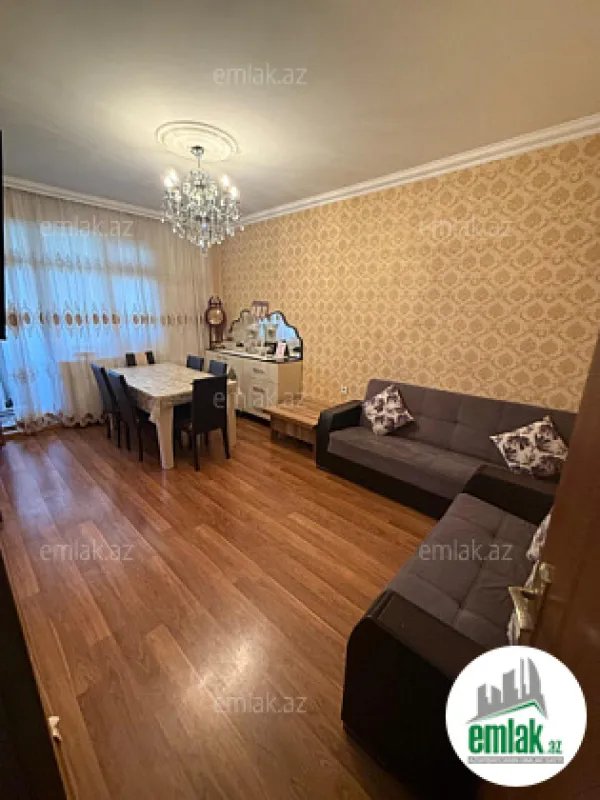 Satılır 3 otaqlı köhnə tikili 75 m²