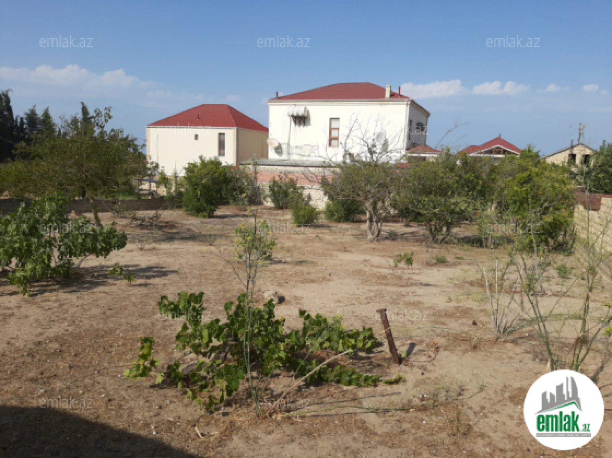 Satılır torpaq sahəsi 10 m²