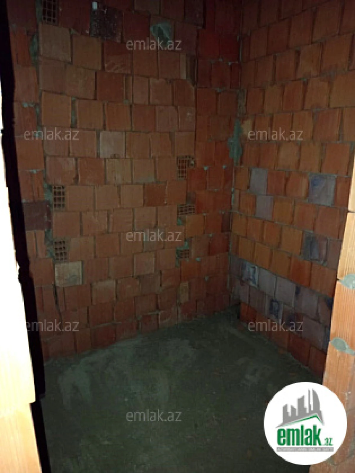 Satılır 2 otaqlı yeni tikili 92 m²