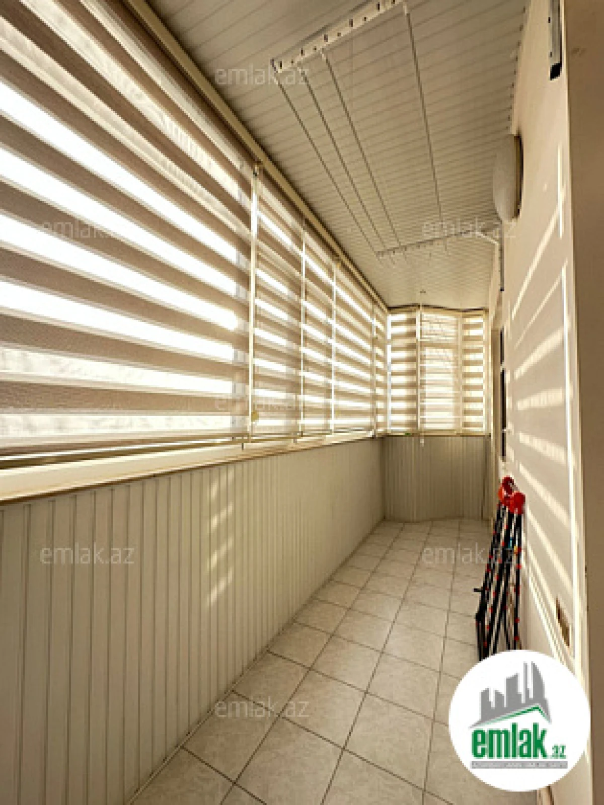 Satılır 4 otaqlı yeni tikili 4 m²