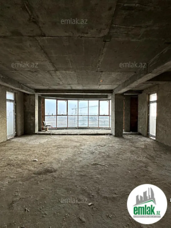 Satılır 4 otaqlı yeni tikili 200 m²