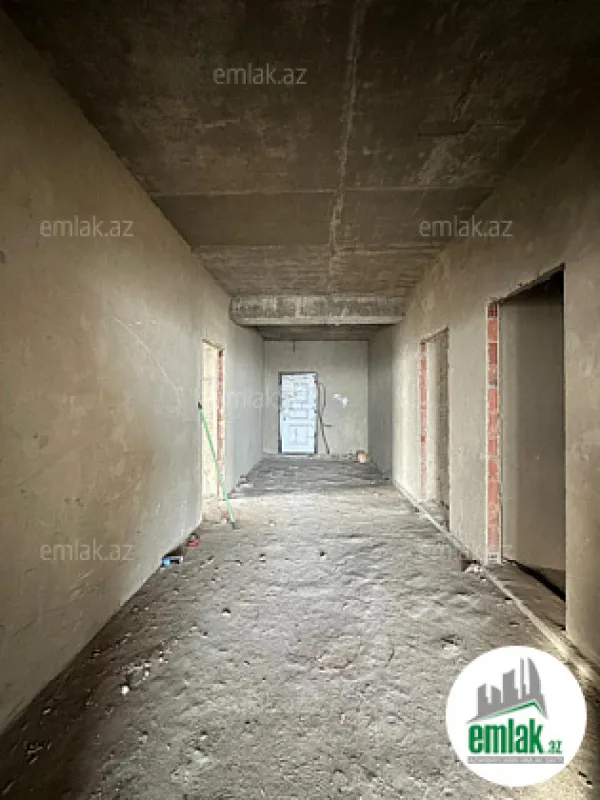 Satılır 4 otaqlı yeni tikili 200 m²