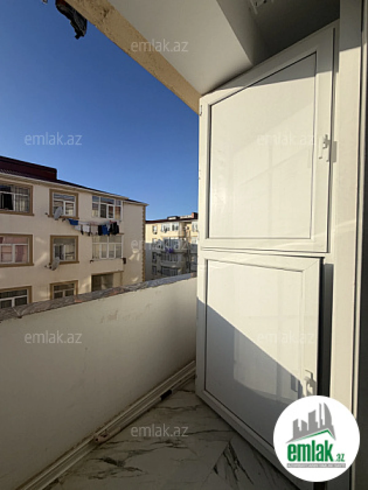 Satılır 4 otaqlı yeni tikili 110 m²