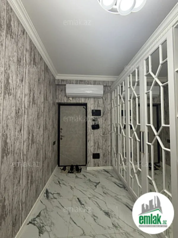 Satılır 4 otaqlı yeni tikili 110 m²