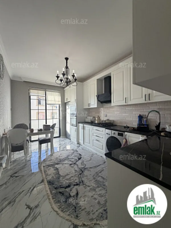 Satılır 4 otaqlı yeni tikili 110 m²