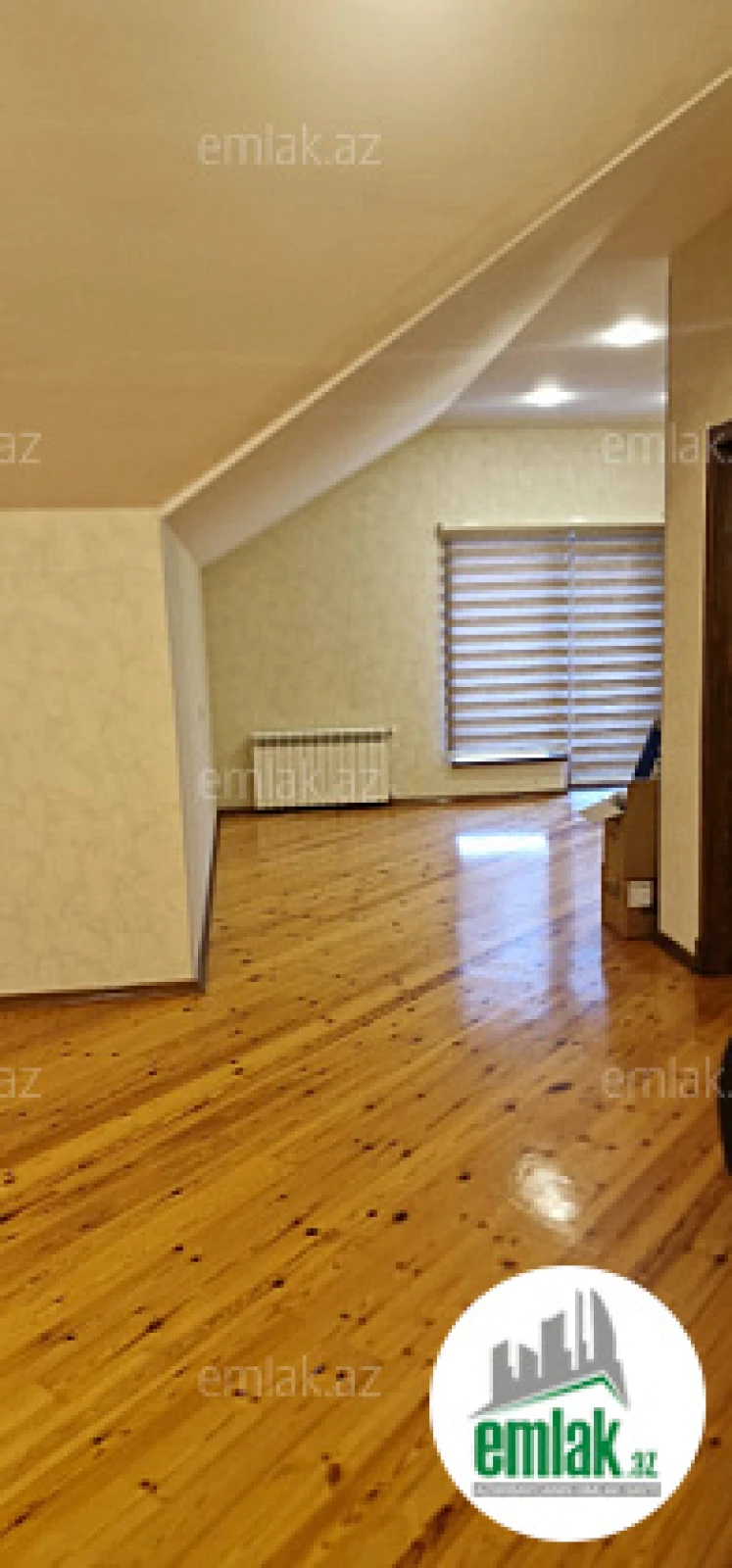 Satılır 7 otaqlı həyət evi 330 m²