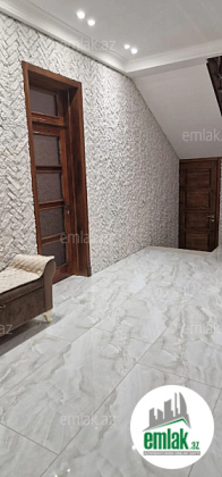 Satılır 7 otaqlı həyət evi 330 m²