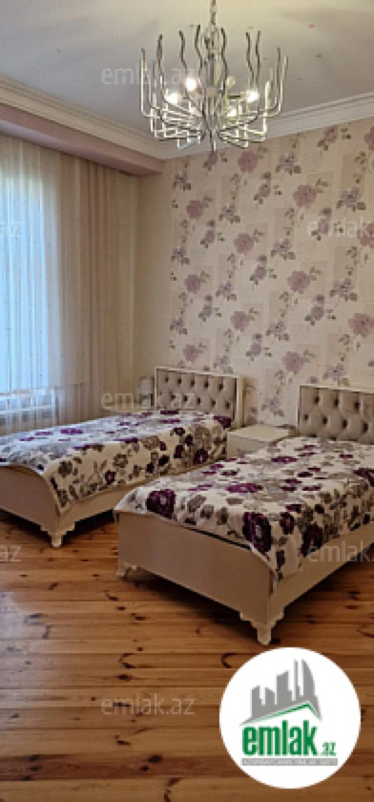 Satılır 7 otaqlı həyət evi 330 m²