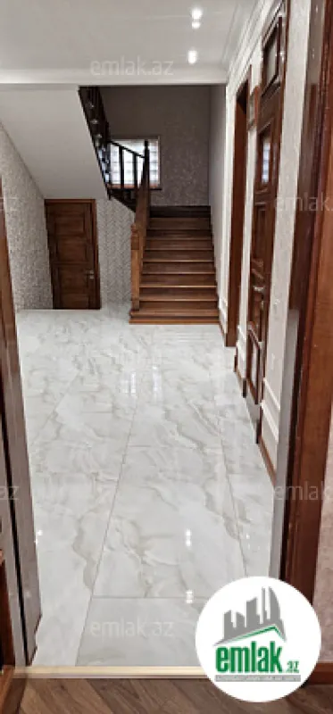 Satılır 7 otaqlı həyət evi 330 m²