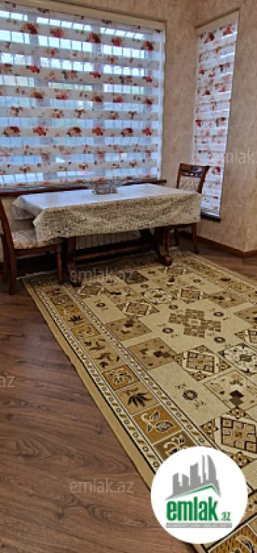 Satılır 7 otaqlı həyət evi 330 m²