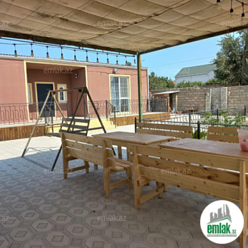Satılır 3 otaqlı həyət evi 140 m²