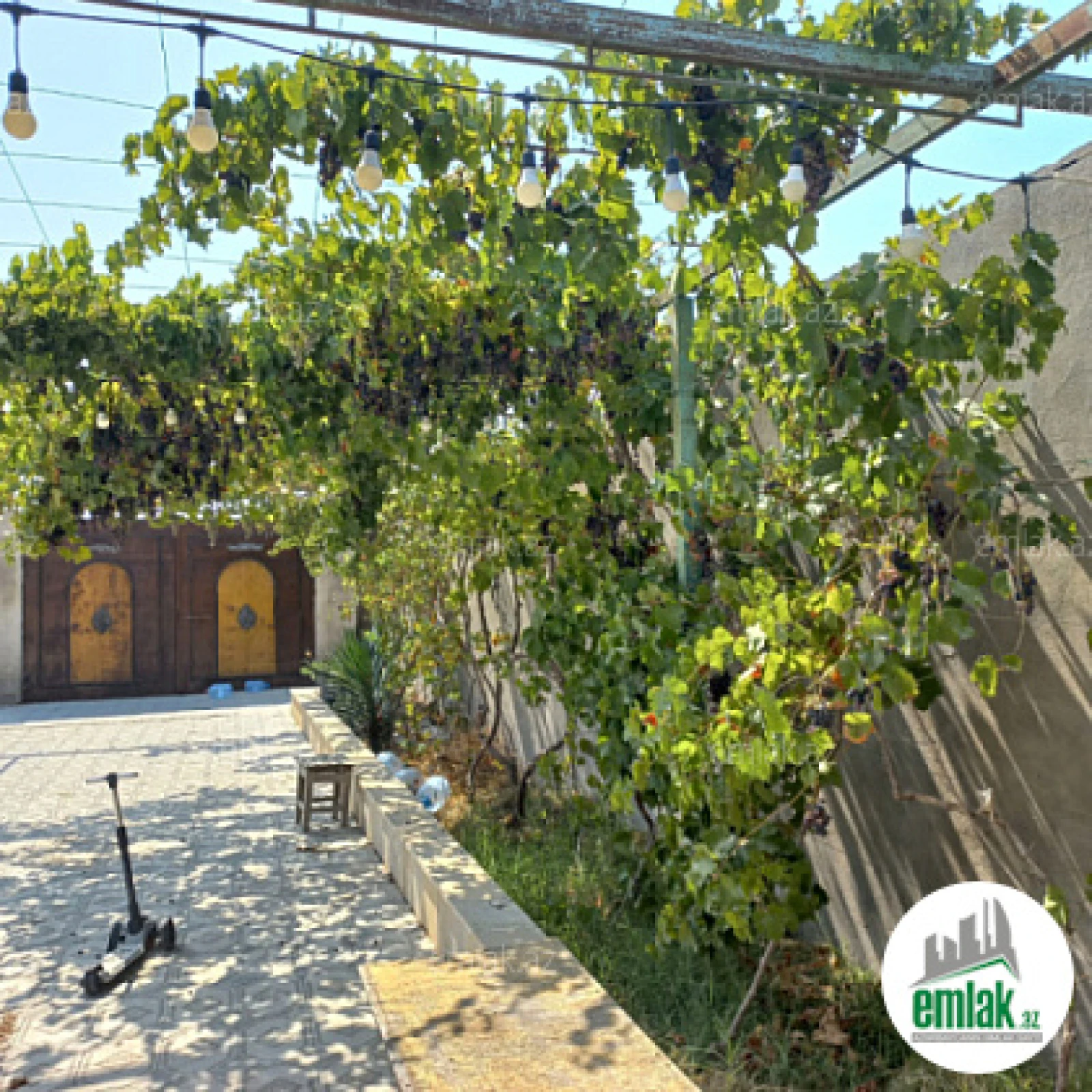 Satılır 3 otaqlı həyət evi 140 m²