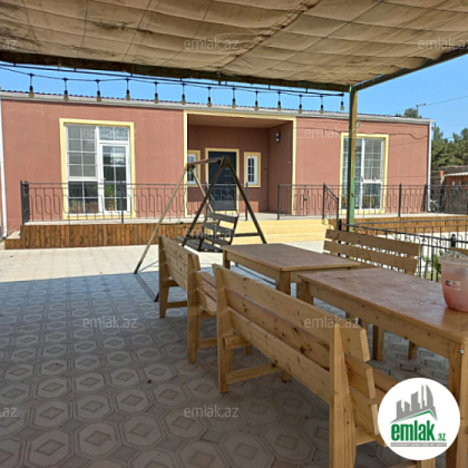 Satılır 3 otaqlı həyət evi 140 m²