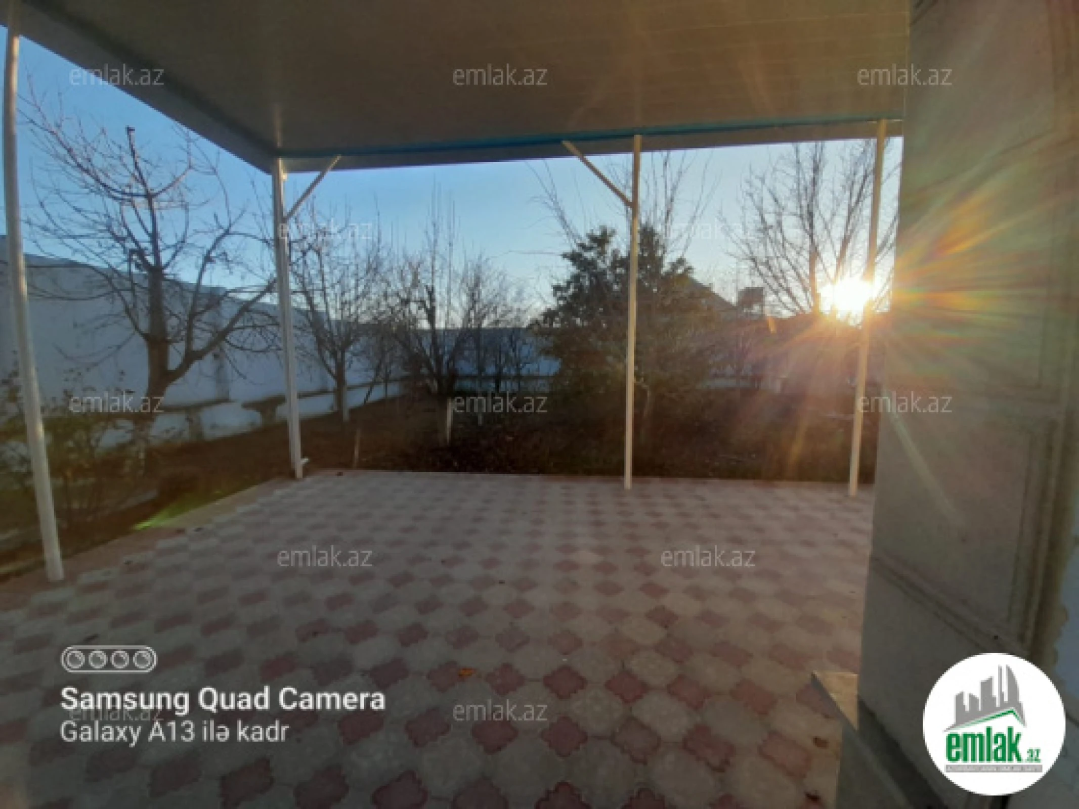 Satılır 4 otaqlı həyət evi 100 m²