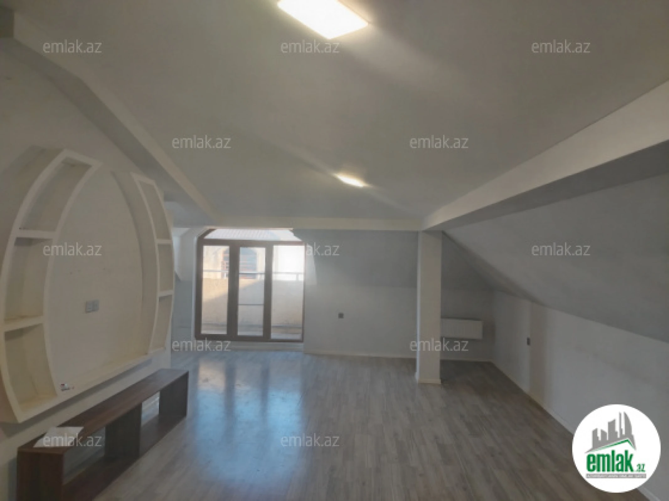 Satılır 2 otaqlı yeni tikili 70 m²