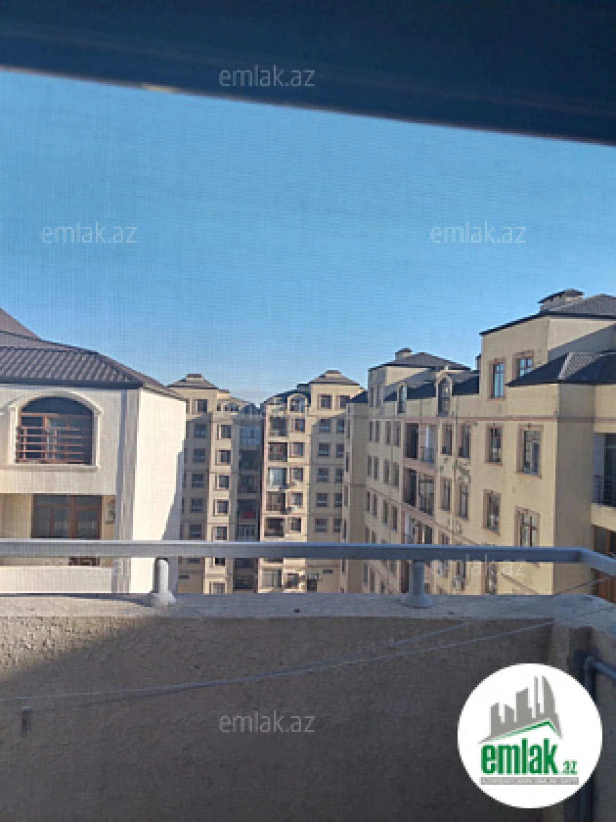 Satılır 2 otaqlı yeni tikili 70 m²