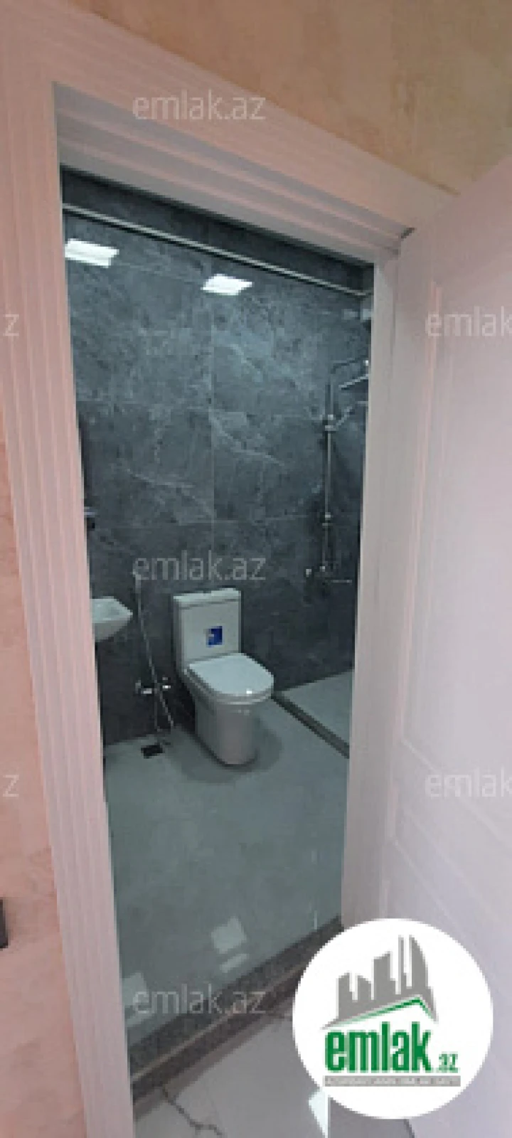 Satılır 3 otaqlı yeni tikili 72 m²