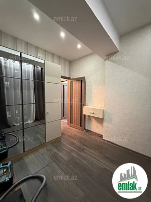 Satılır 2 otaqlı köhnə tikili 51 m²