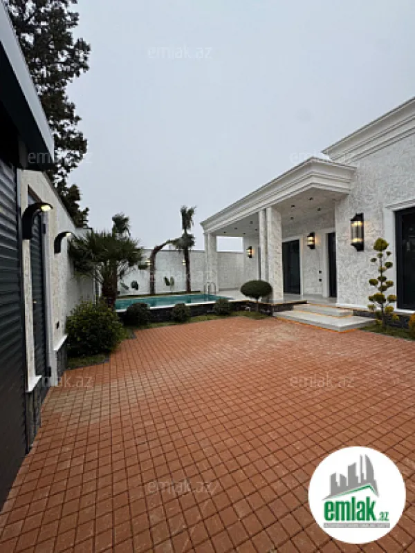 Satılır 4 otaqlı mənzil 120 m²