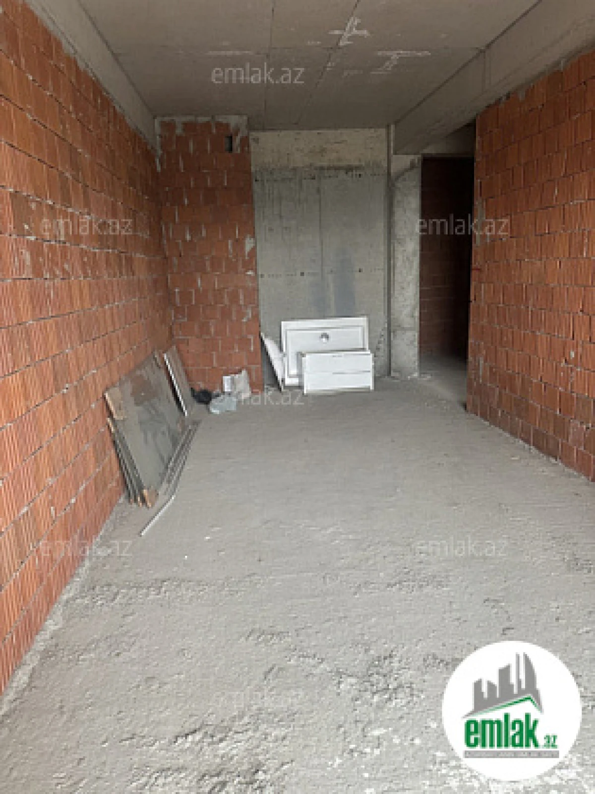 Satılır 3 otaqlı yeni tikili 113.6 m²