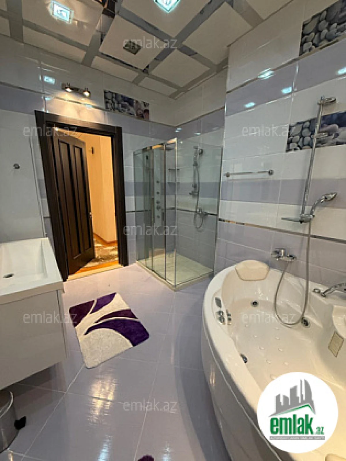 Satılır 4 otaqlı yeni tikili 211 m²