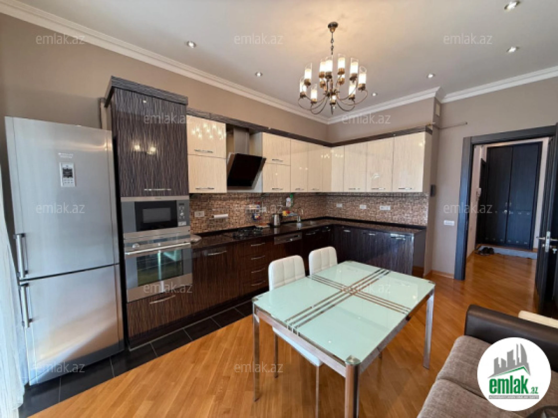 Satılır 4 otaqlı yeni tikili 211 m²