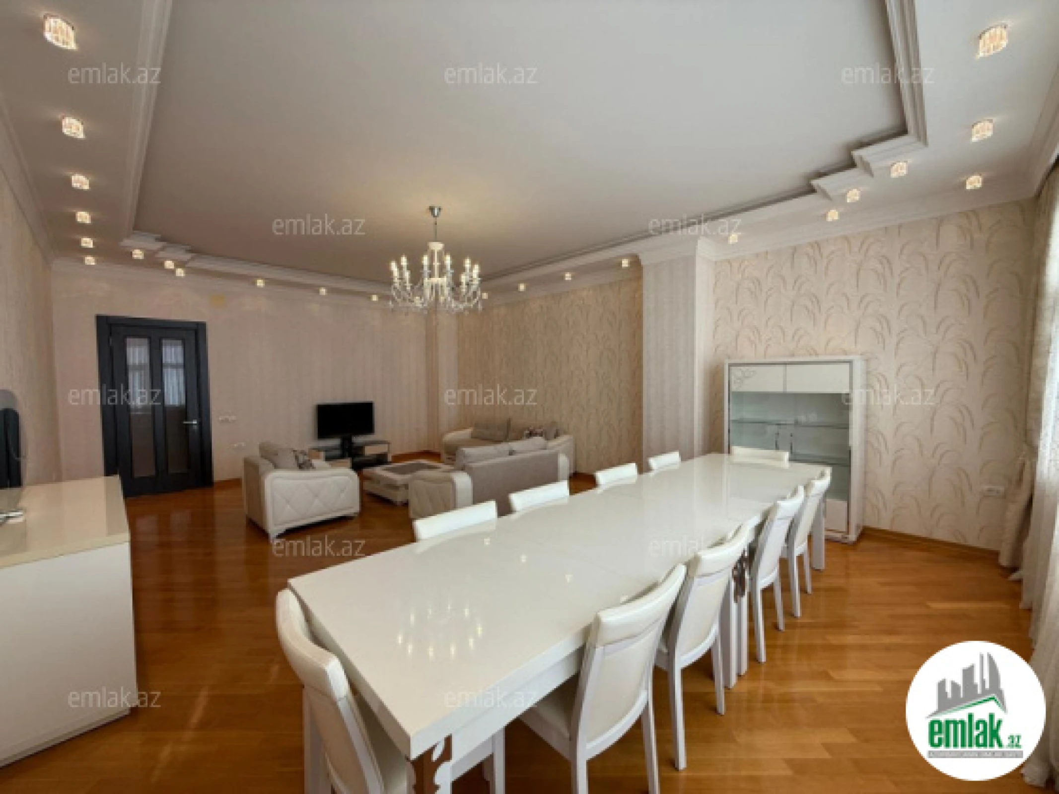 Satılır 4 otaqlı yeni tikili 211 m²