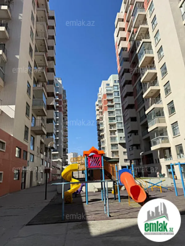 Satılır 4 otaqlı yeni tikili 211 m²