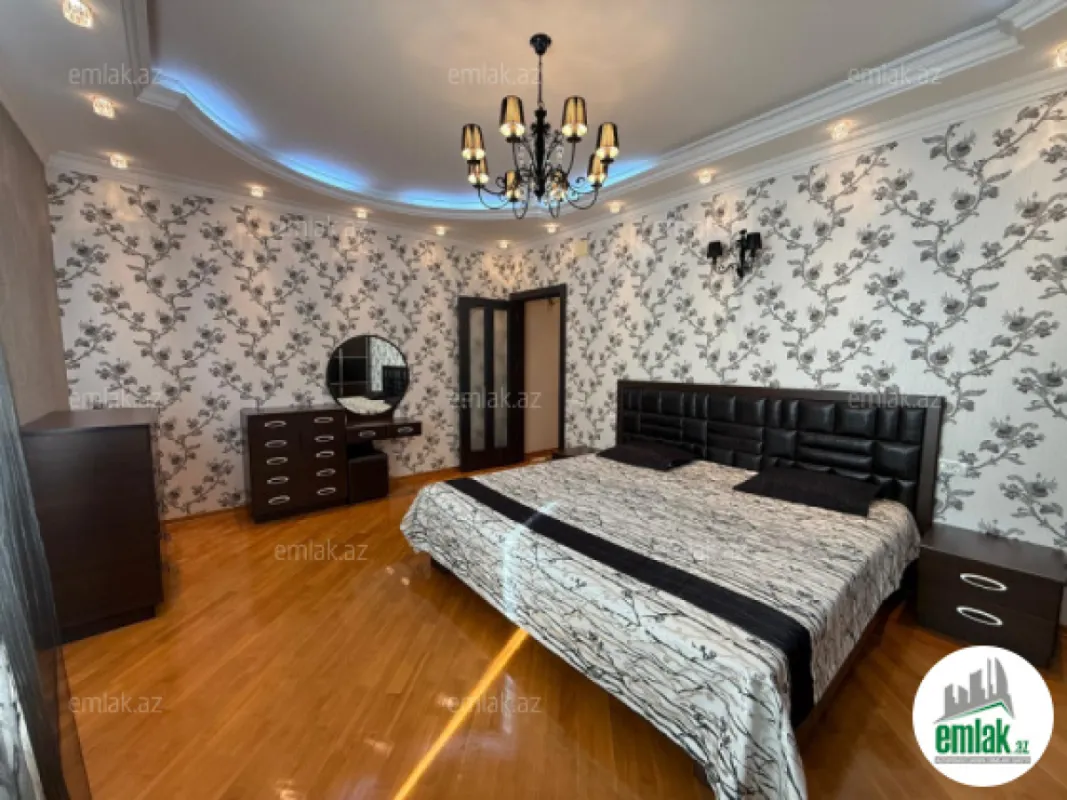 Satılır 4 otaqlı yeni tikili 211 m²