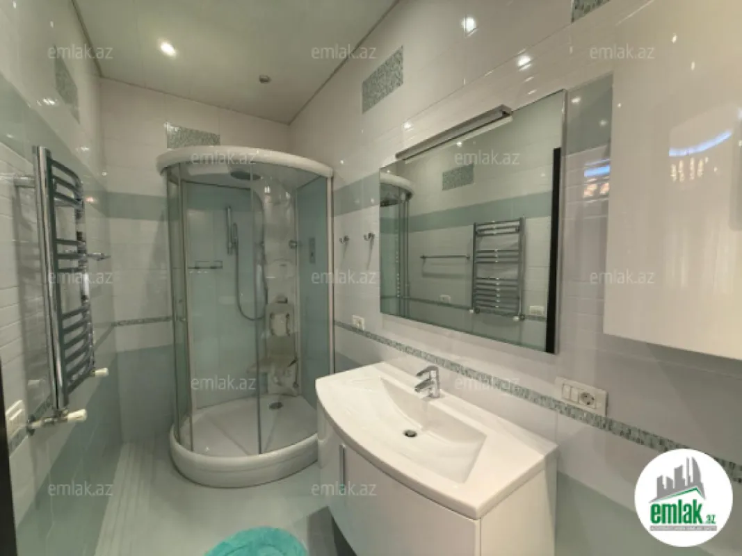 Satılır 4 otaqlı yeni tikili 211 m²