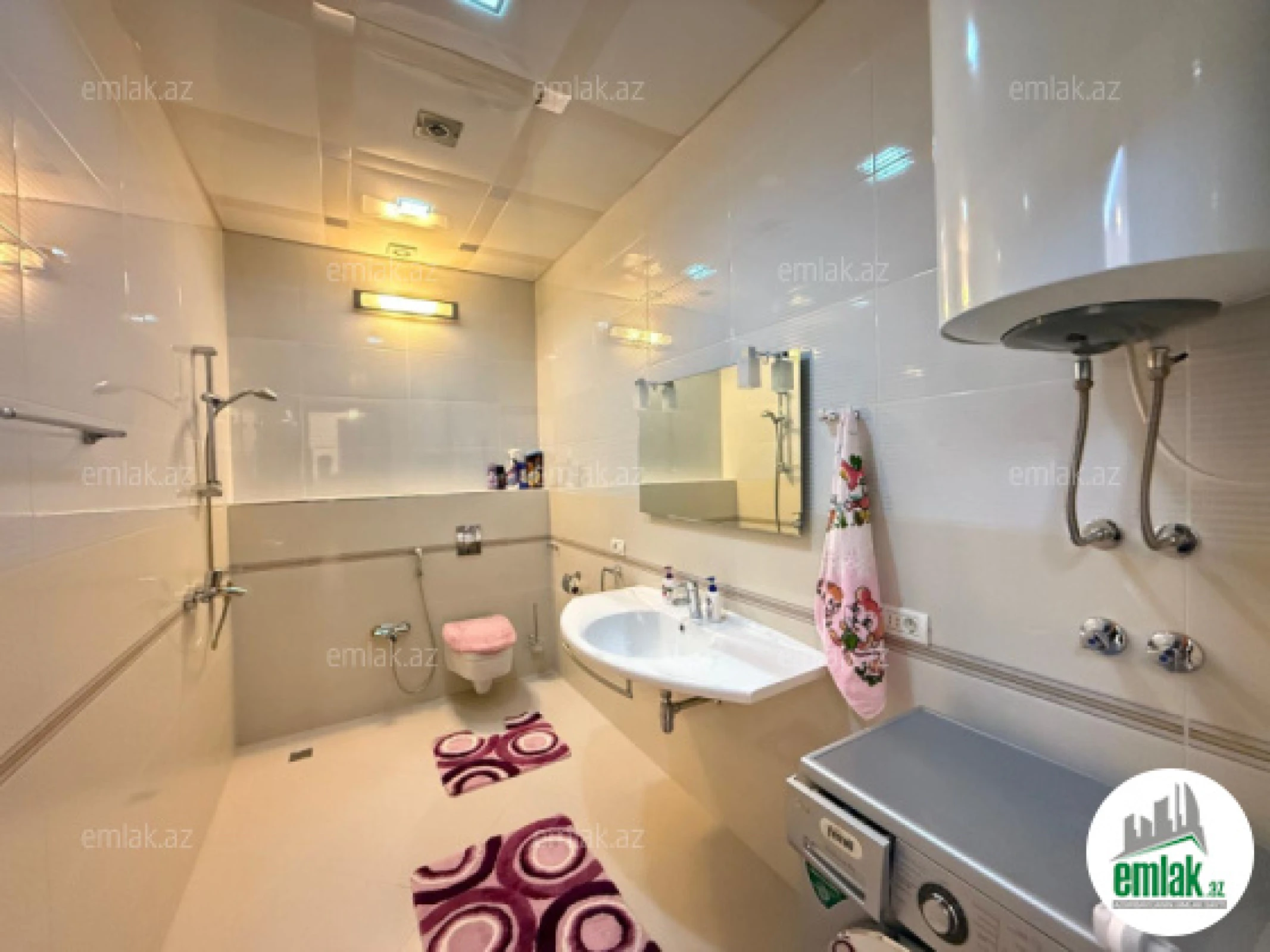 Satılır 4 otaqlı yeni tikili 211 m²