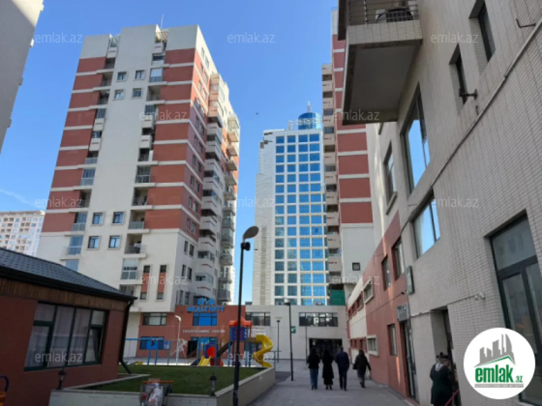 Satılır 4 otaqlı yeni tikili 211 m²