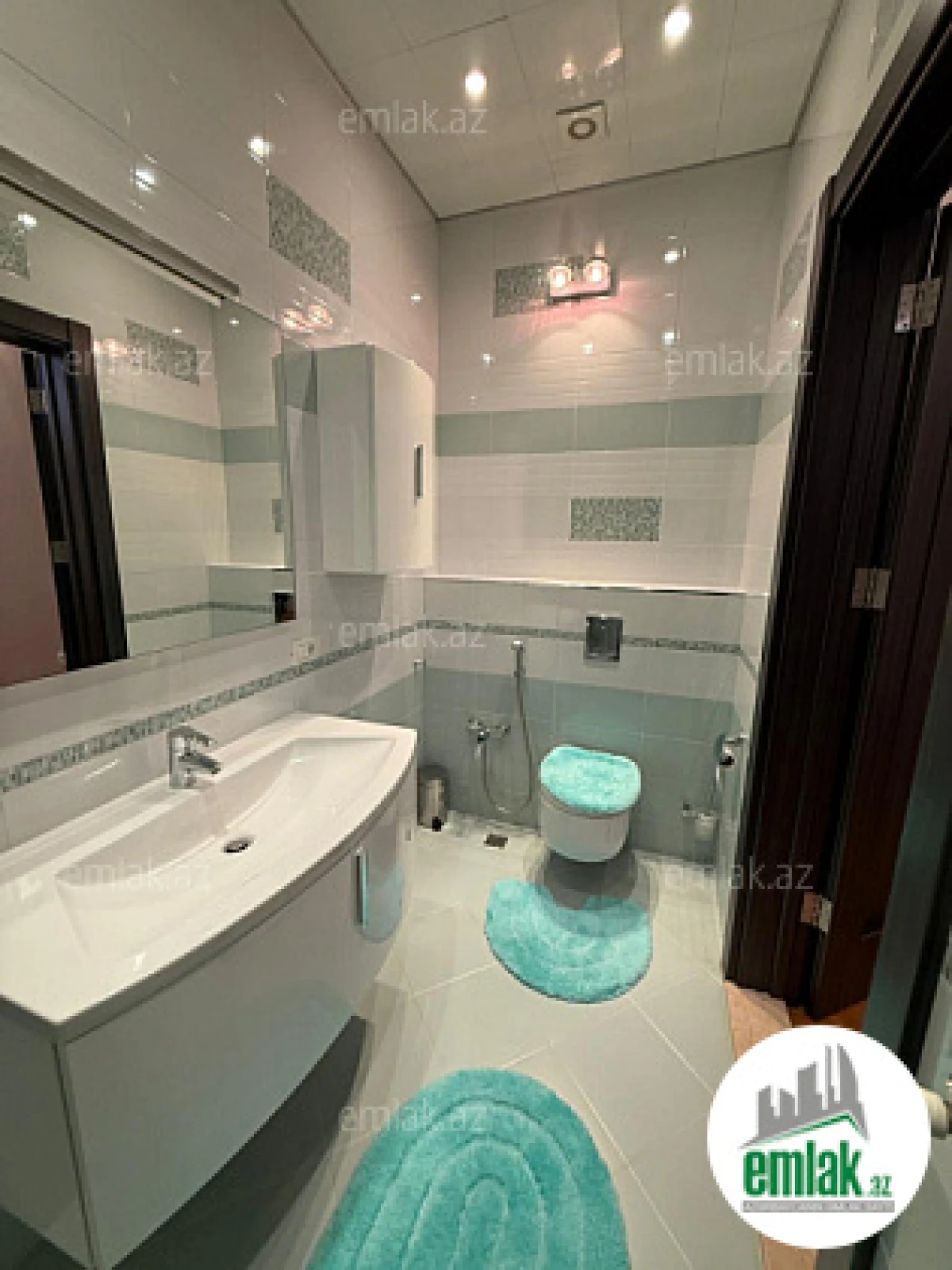 Satılır 4 otaqlı yeni tikili 211 m²