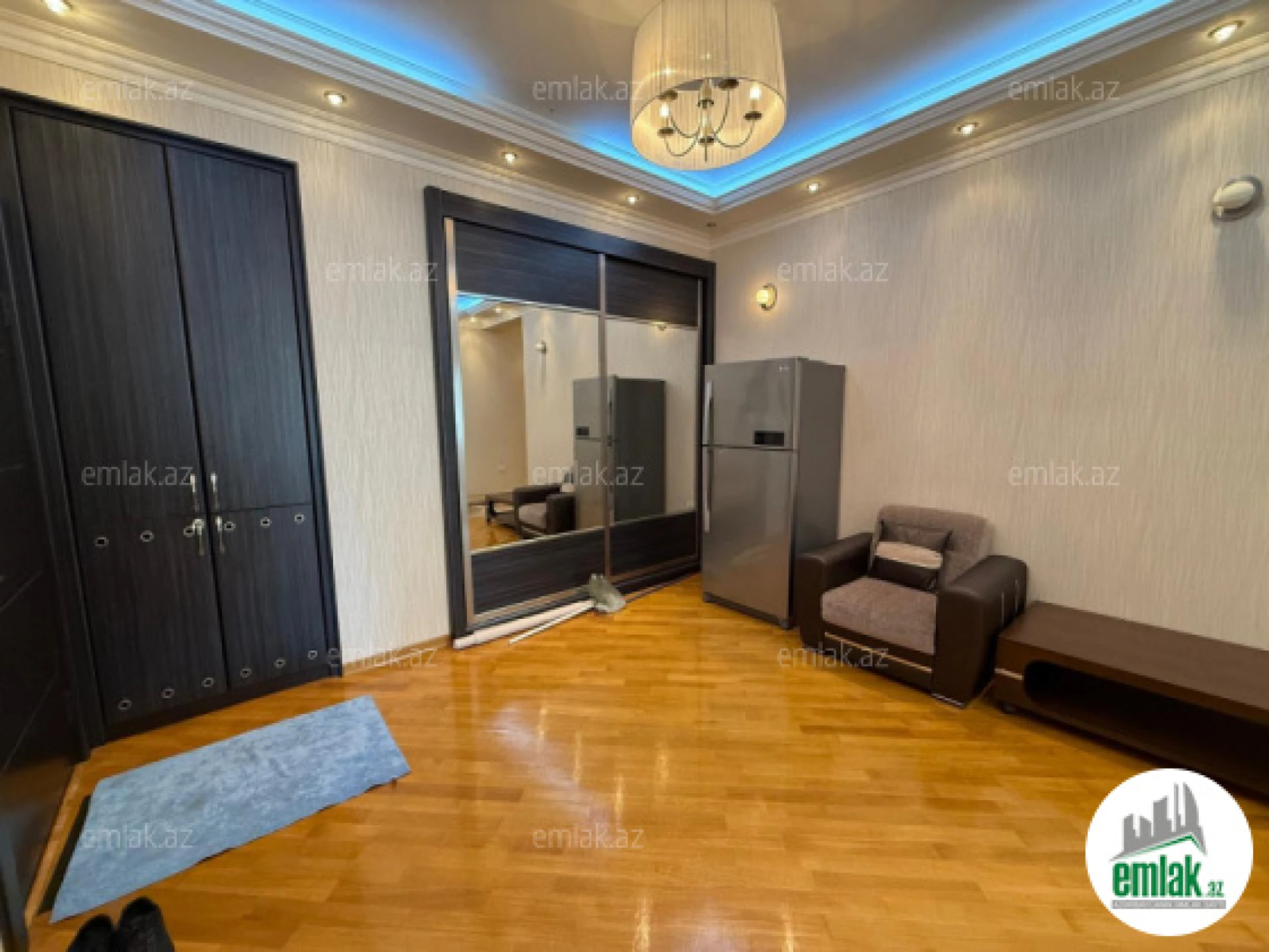 Satılır 4 otaqlı yeni tikili 211 m²