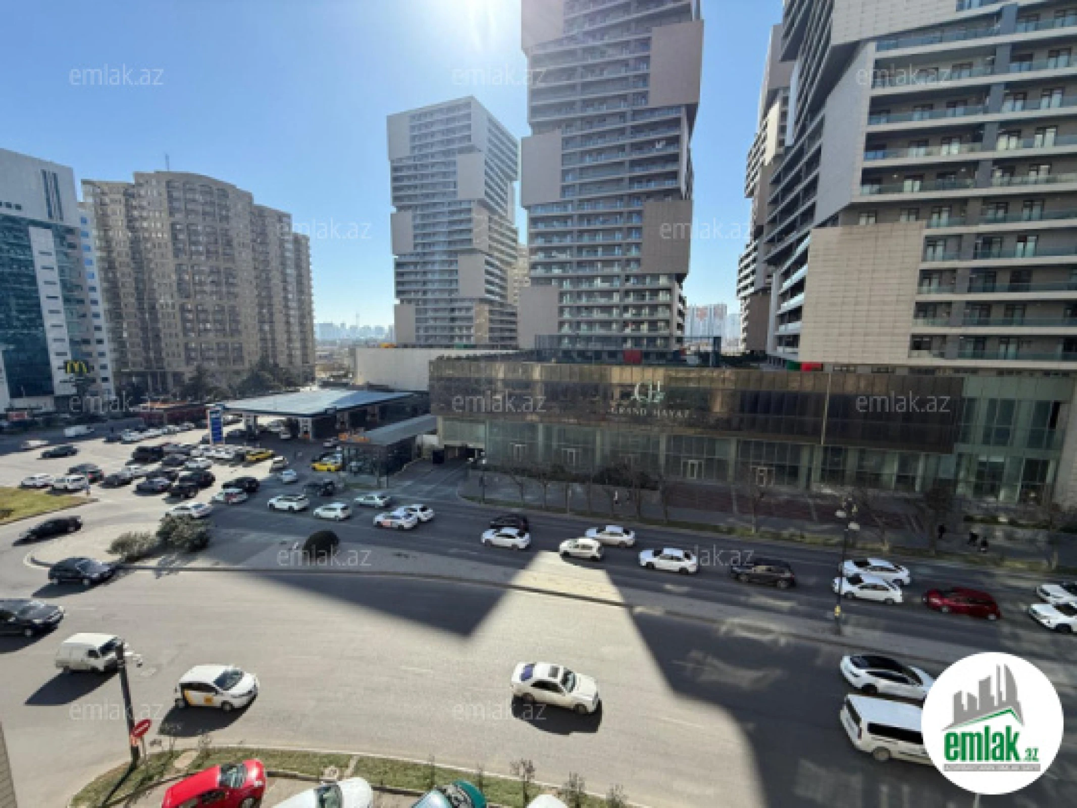 Satılır 4 otaqlı yeni tikili 211 m²